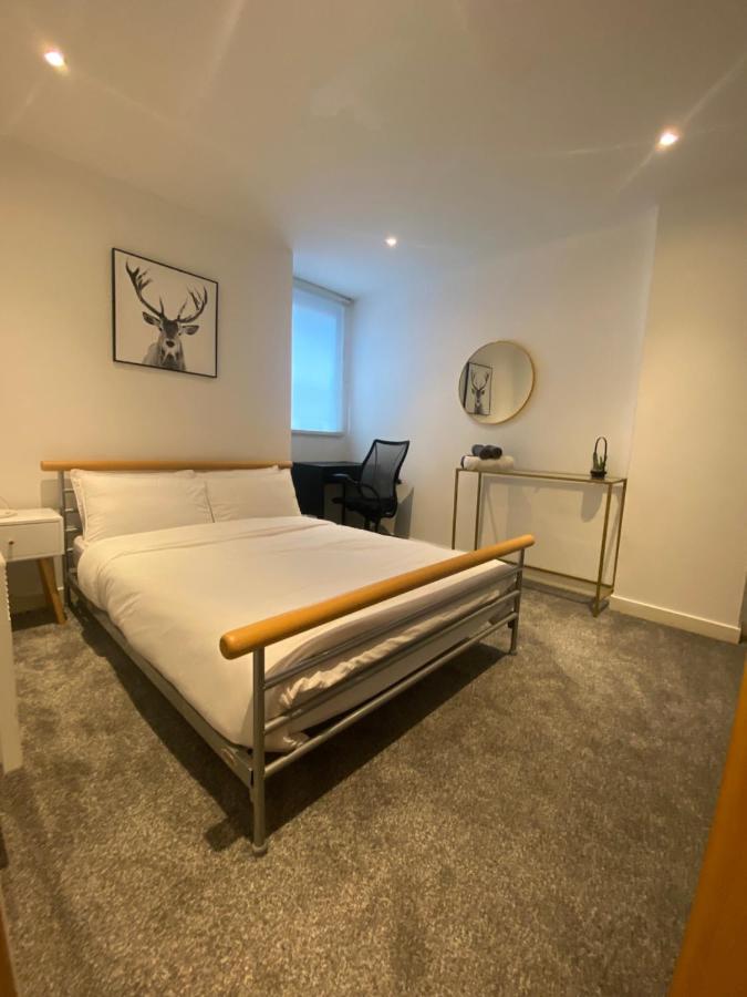 Secc&Hydro Beautiful 2Br Apartment With Free Parking Глазгоу Екстериор снимка